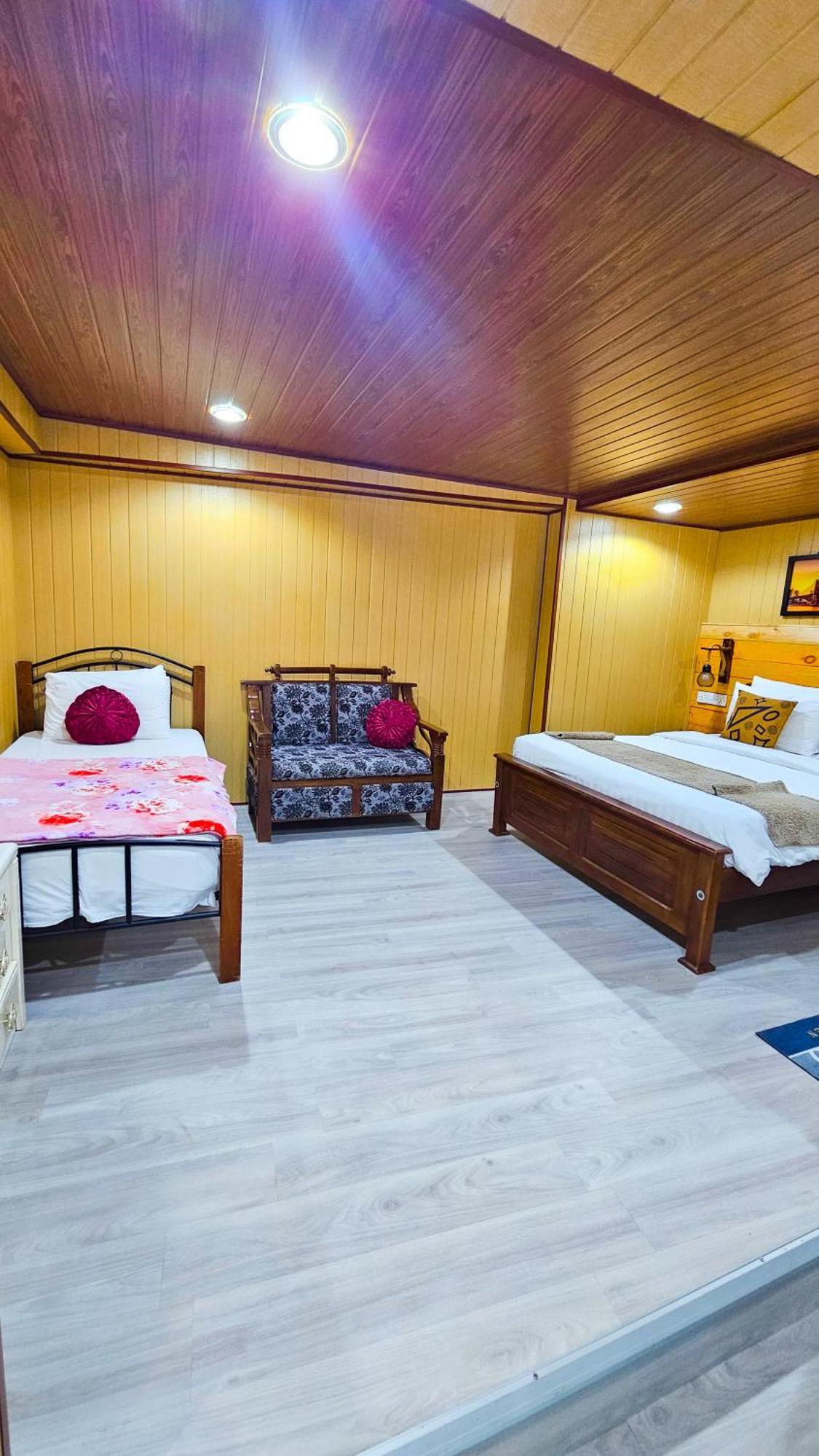 Daddy'S Guest Home Nallathanniya Ruang foto